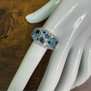 Sapphire and Blue Topaz Imitation Glass Crystal Ring in Silver Tone Size 8